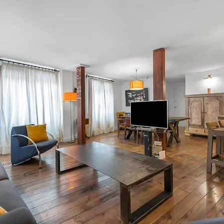 Design In Center Of With Ac * Alicante