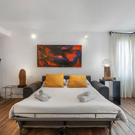 Apartment Design In Center Of With Ac *